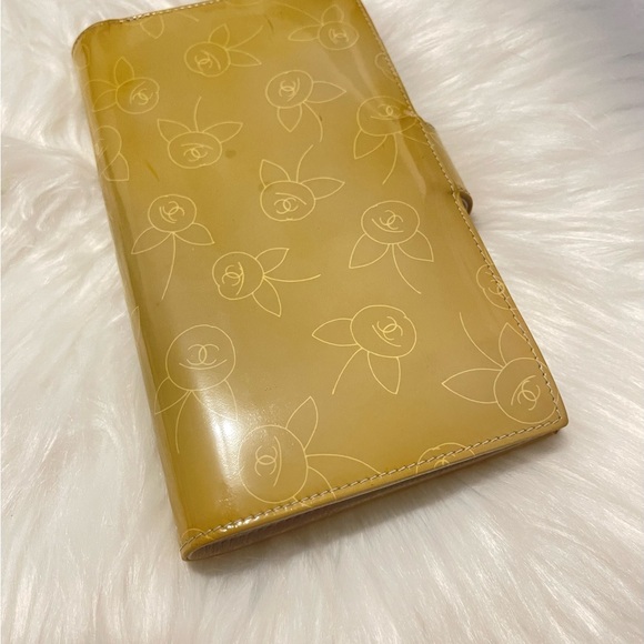 Chanel Rose Patent leather long wallet - Picture 3 of 8